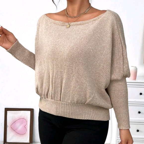 Boat neck or off shoulder sweater 🤎 - Picture 8 of 15